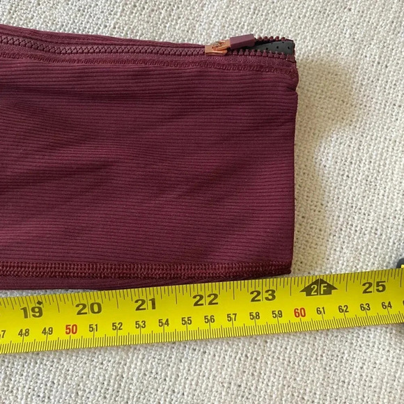 LULULEMON Purple Cropped Mid-Rise Leggings With Pockets  Size 6 - Picture 16 of 16